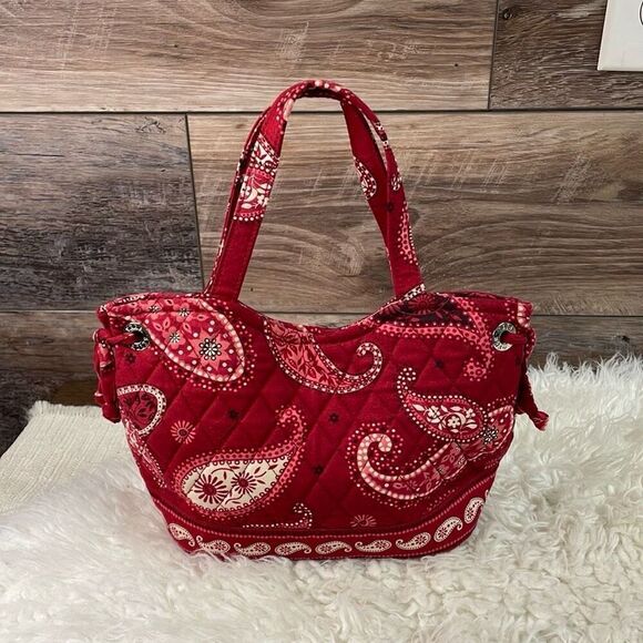 VERA BRADLEY Mesa Red Paisley Sherry Bag Purse Handbag Retired May 2006 Bandana - Picture 4 of 11